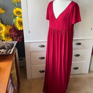 Maternity maxi dress